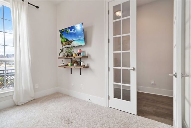 2402 SW Preston Park Avenue, Bentonville, AR 72713