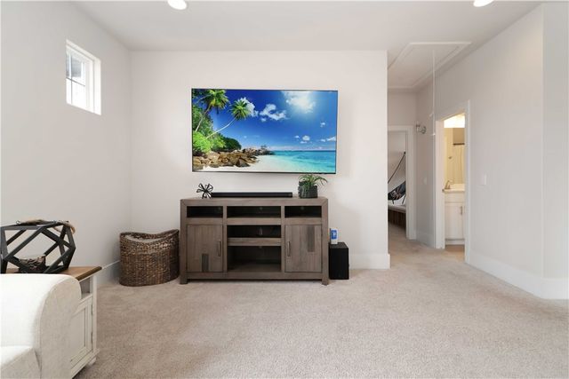 2402 SW Preston Park Avenue, Bentonville, AR 72713