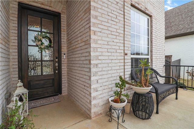2402 SW Preston Park Avenue, Bentonville, AR 72713