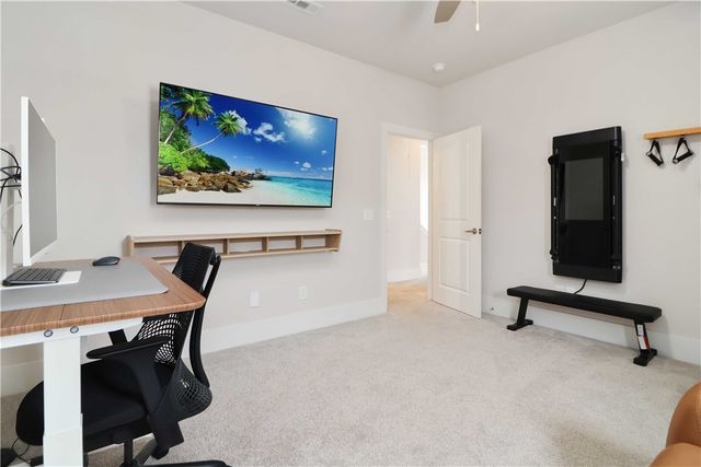 2402 SW Preston Park Avenue, Bentonville, AR 72713