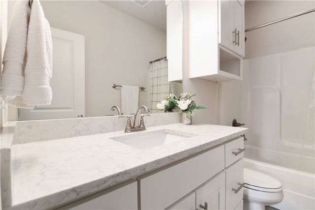 2402 SW Preston Park Avenue, Bentonville, AR 72713