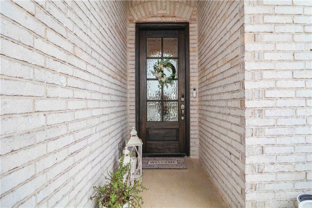 2402 SW Preston Park Avenue, Bentonville, AR 72713