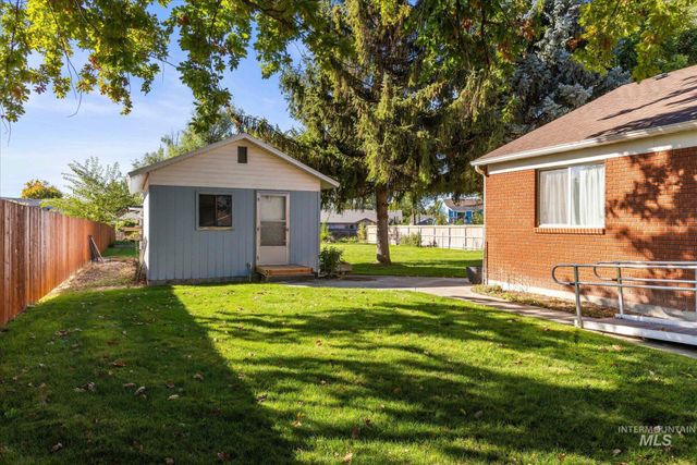 319 Davis Ave, Nampa, ID 83651