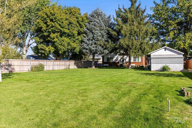 319 Davis Ave, Nampa, ID 83651