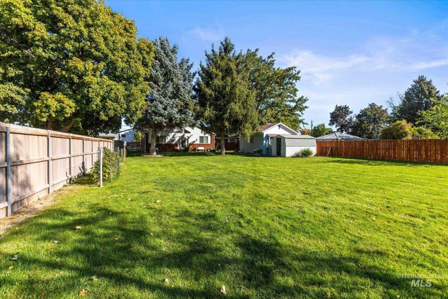 319 Davis Ave, Nampa, ID 83651