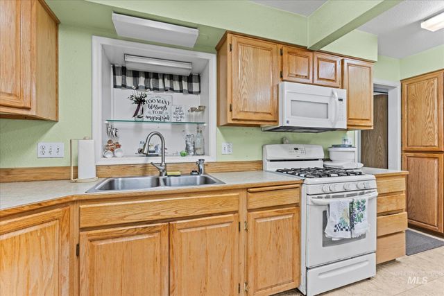 319 Davis Ave, Nampa, ID 83651