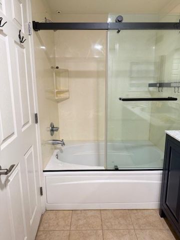 800 S Abel Street 210, Milpitas, CA 95035