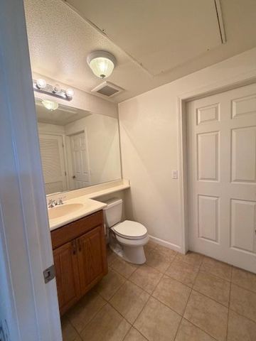800 S Abel Street 210, Milpitas, CA 95035