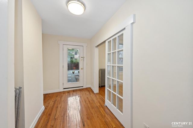 155 W 9th Street, New York City, NY 11231