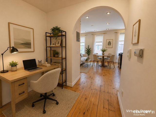 155 W 9th Street, New York City, NY 11231