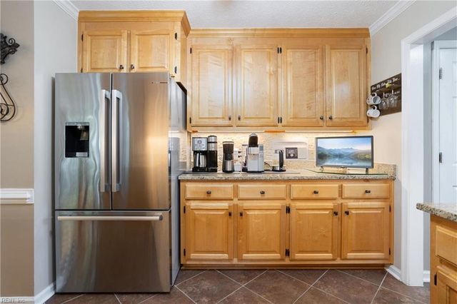 119 Manassas LOOP, Yorktown, VA 23693