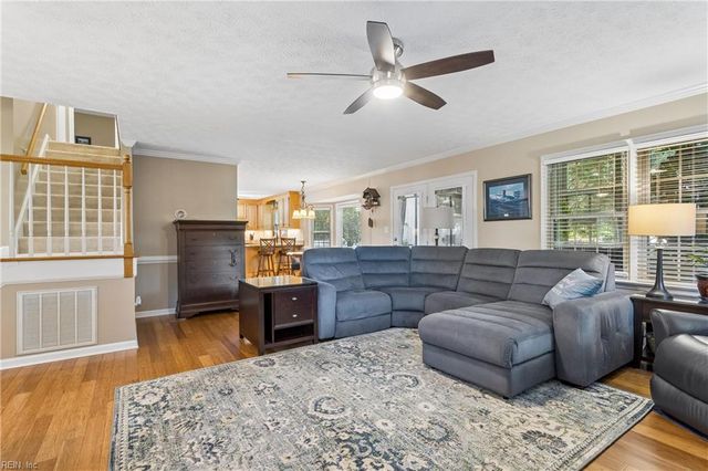 119 Manassas LOOP, Yorktown, VA 23693