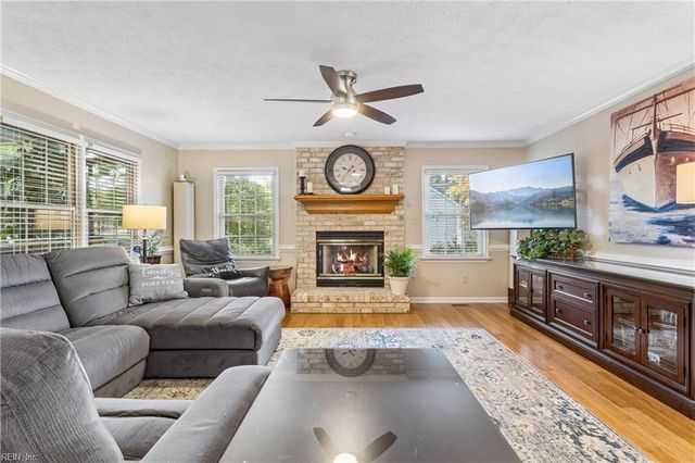 119 Manassas LOOP, Yorktown, VA 23693