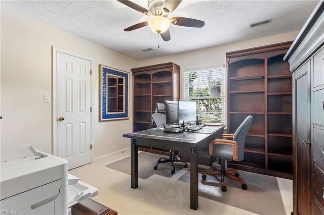 119 Manassas LOOP, Yorktown, VA 23693