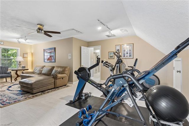 119 Manassas LOOP, Yorktown, VA 23693