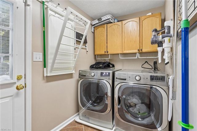 119 Manassas LOOP, Yorktown, VA 23693
