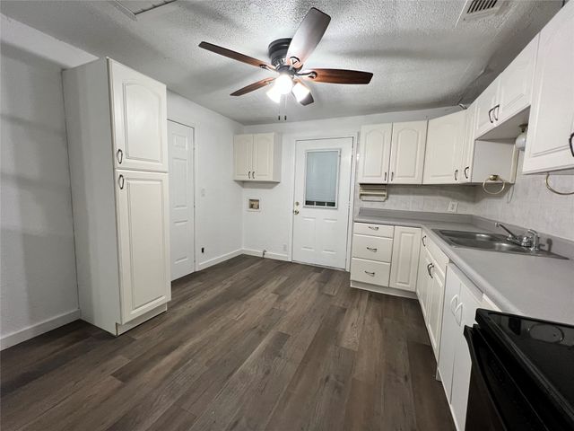 304 Lockwood Street, White Settlement, TX 76108