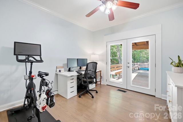 2529 Shady Reach Lane, Charlotte, NC 28214
