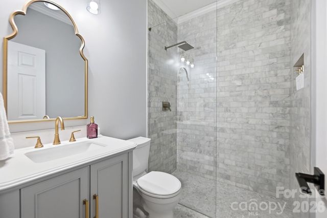 2529 Shady Reach Lane, Charlotte, NC 28214