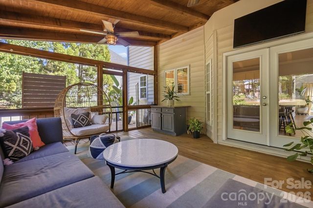 2529 Shady Reach Lane, Charlotte, NC 28214