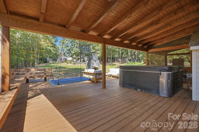 2529 Shady Reach Lane, Charlotte, NC 28214