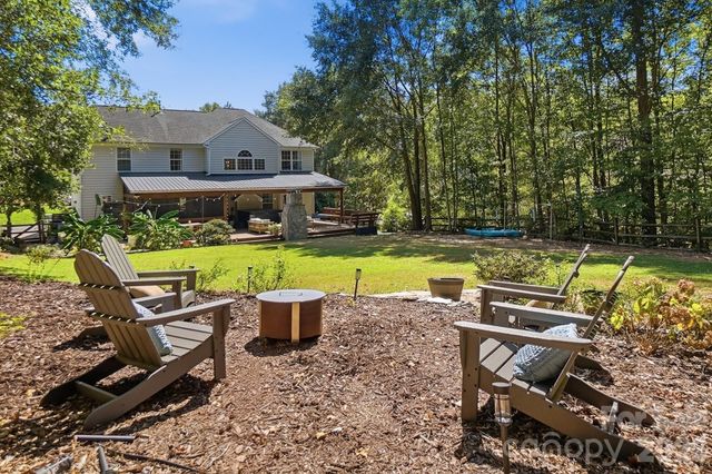 2529 Shady Reach Lane, Charlotte, NC 28214