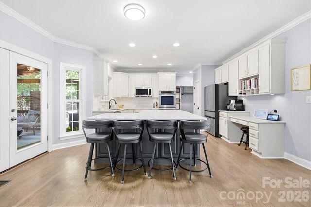 2529 Shady Reach Lane, Charlotte, NC 28214
