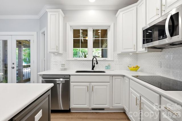 2529 Shady Reach Lane, Charlotte, NC 28214