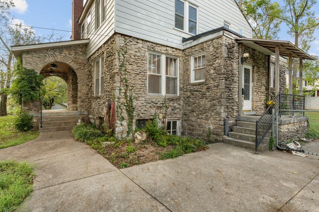 307 College Ave, E, Carthage, TN 37030