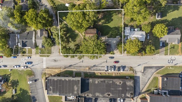 307 College Ave, E, Carthage, TN 37030