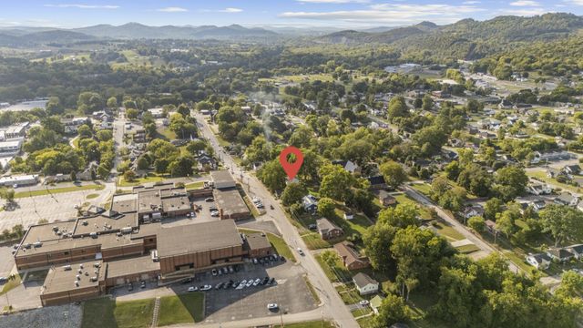 307 College Ave, E, Carthage, TN 37030