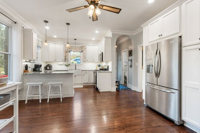 307 College Ave, E, Carthage, TN 37030