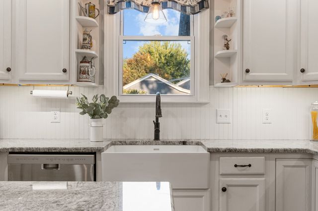 307 College Ave, E, Carthage, TN 37030