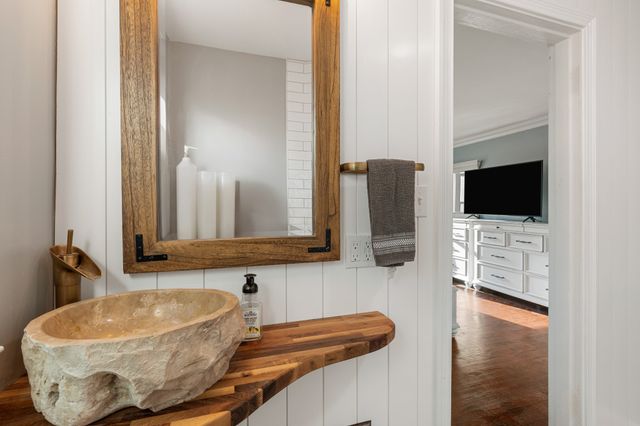 307 College Ave, E, Carthage, TN 37030