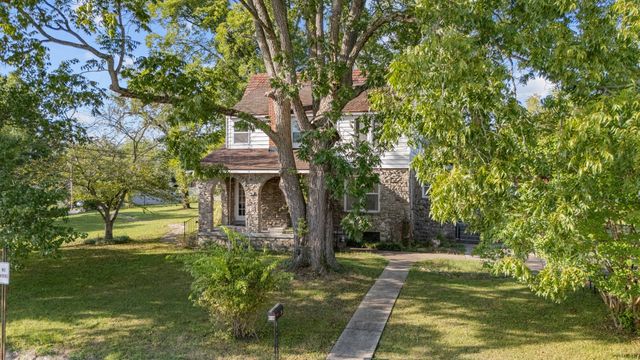 307 College Ave, E, Carthage, TN 37030