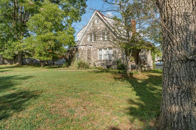 307 College Ave, E, Carthage, TN 37030