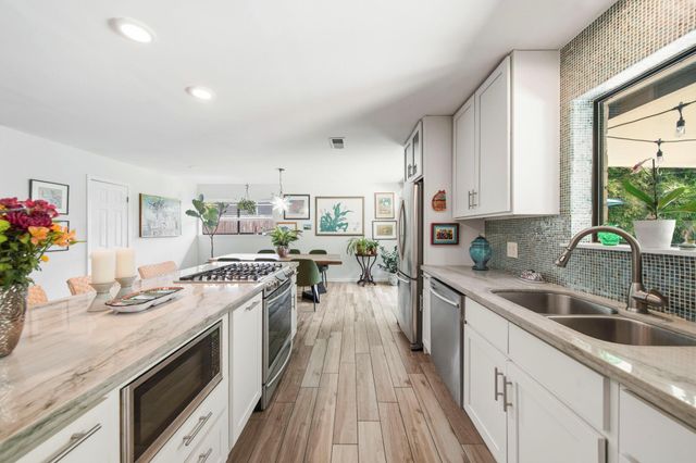 8835 Eldora Drive, Houston, TX 77080
