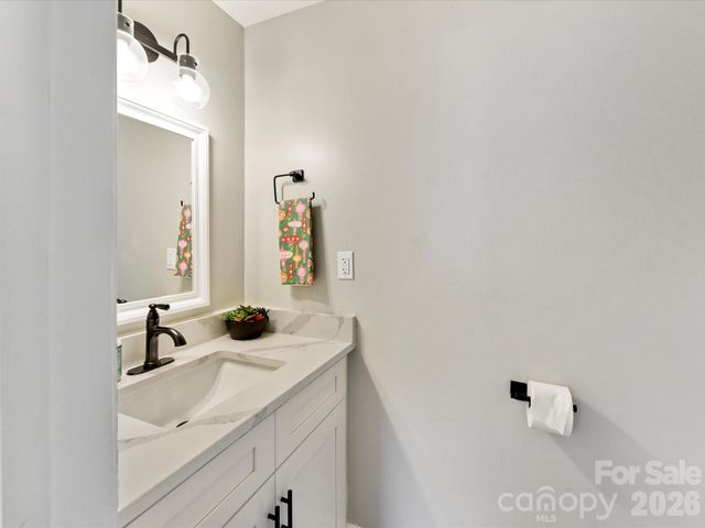 4027 Broadview Drive, Charlotte, NC 28217