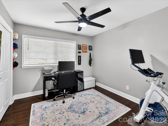 4027 Broadview Drive, Charlotte, NC 28217