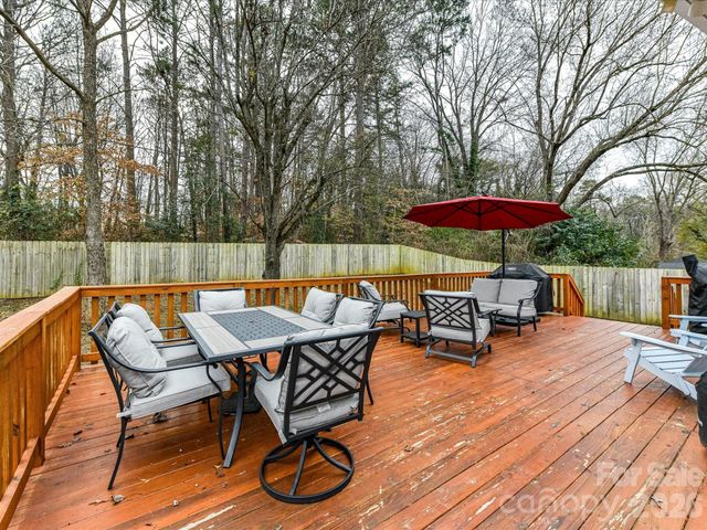 4027 Broadview Drive, Charlotte, NC 28217