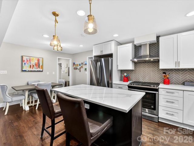 4027 Broadview Drive, Charlotte, NC 28217