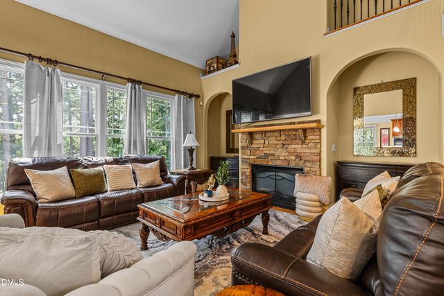 1412 Savannah Oaks Way, Raleigh, NC 27614