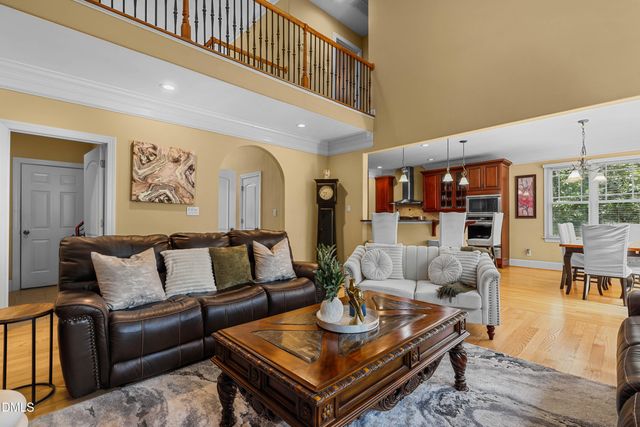 1412 Savannah Oaks Way, Raleigh, NC 27614
