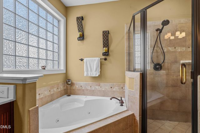 1412 Savannah Oaks Way, Raleigh, NC 27614