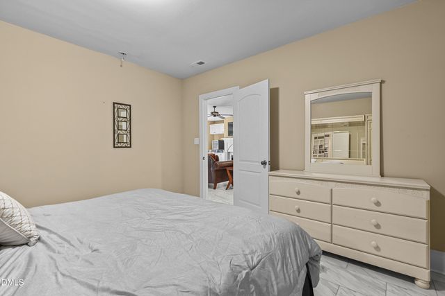 1412 Savannah Oaks Way, Raleigh, NC 27614