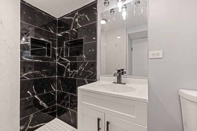 5931 S Elizabeth Street, Chicago, IL 60636