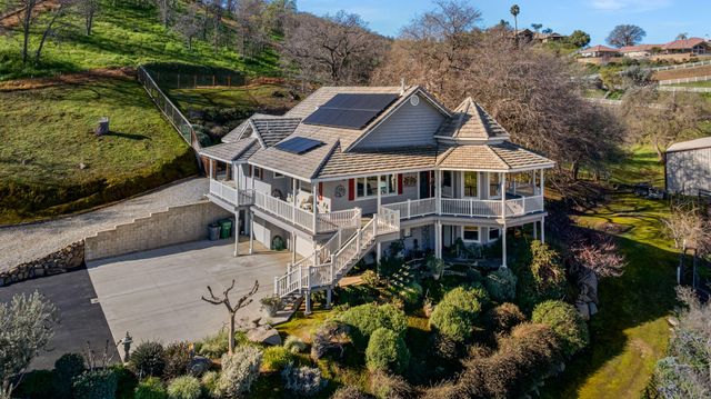 16481 Bonner Drive, Springville, CA 93265