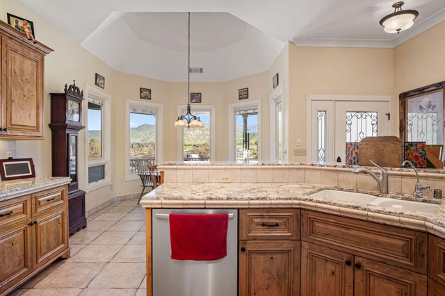 16481 Bonner Drive, Springville, CA 93265