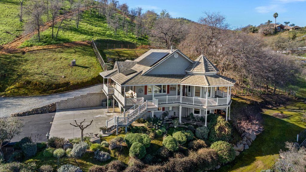 16481 Bonner Drive, Springville, CA 93265