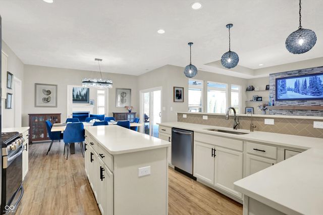 1158 N Deer Meadows Road, Delphi, IN 46923